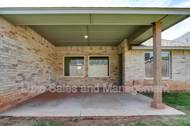 Building Photo - 6133 Frankie Lynn Ln