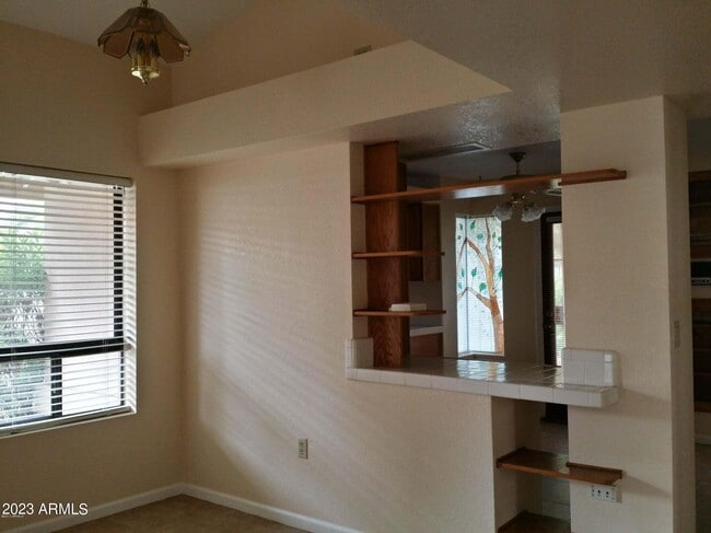 Building Photo - 721 N Mallard St