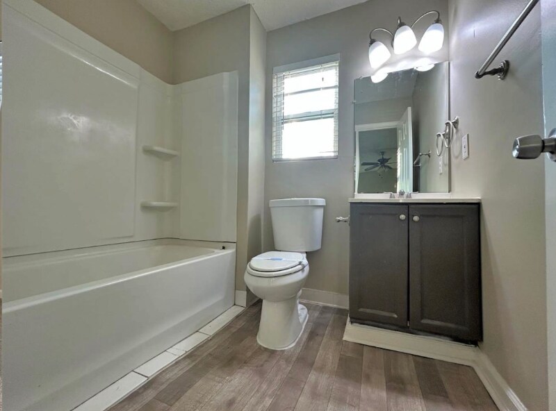 Building Photo - 5359 Brookside Dr SE