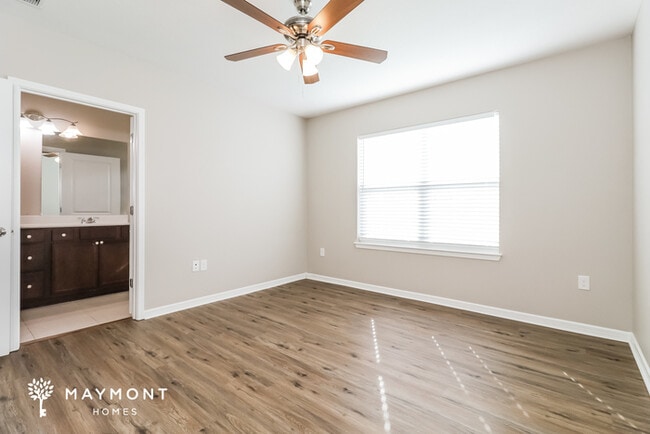 Building Photo - 29980 Marquette Ave