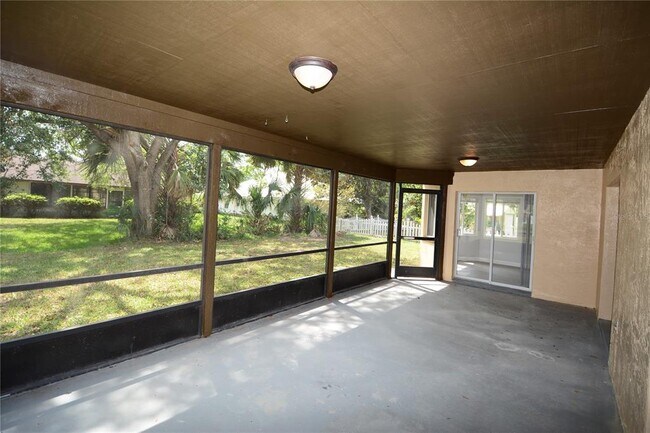 Building Photo - 23 Westrock Ln