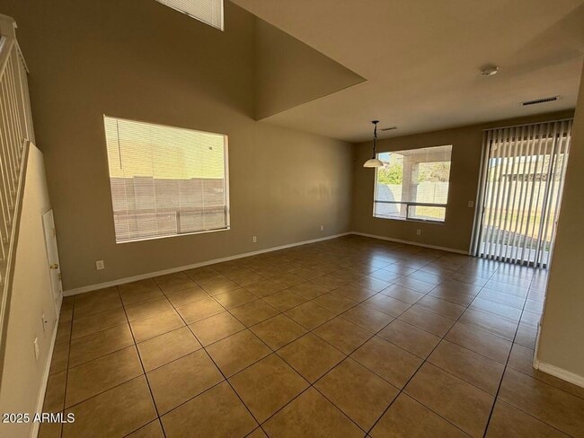 Building Photo - 11422 West Cocopah St