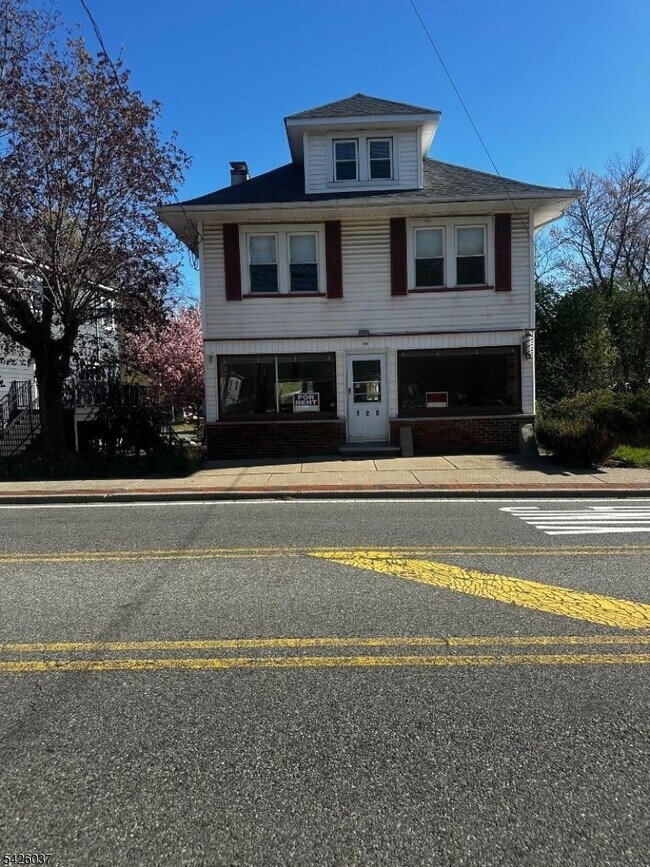 Building Photo - 120 Newark Pompton Turnpike