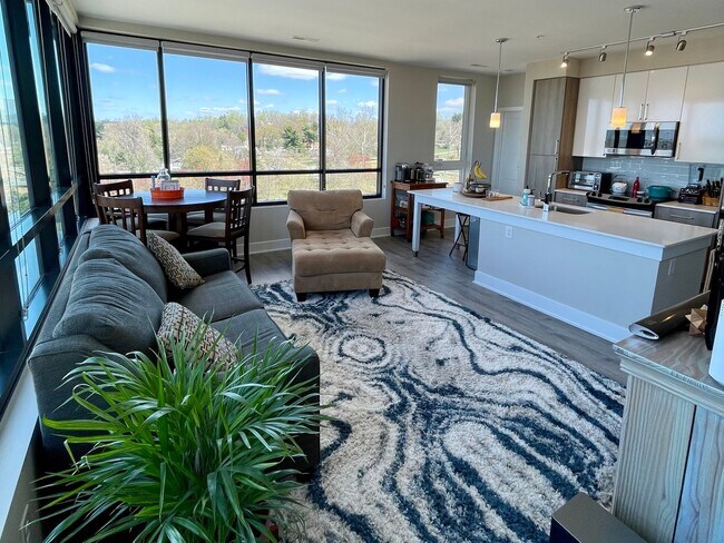 Building Photo - Gorgeous 2 Bedroom Condo in Oxon Hill!