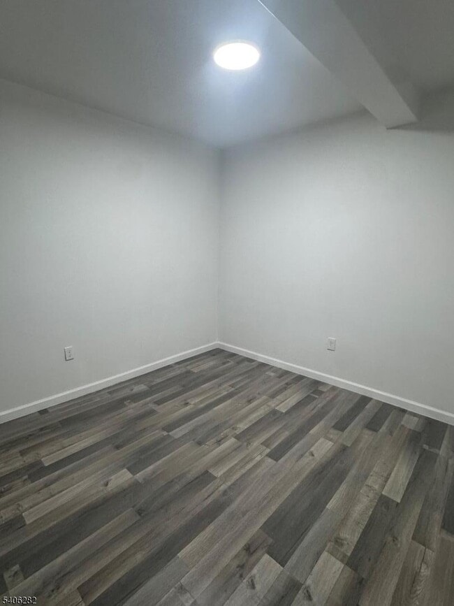 Building Photo - 119 W Broadway