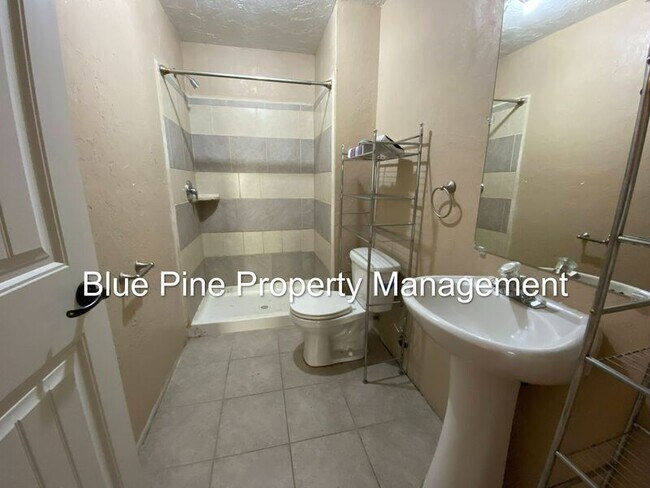 Building Photo - 3818 196 N