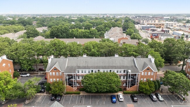 Building Photo - 107 Westover Ave