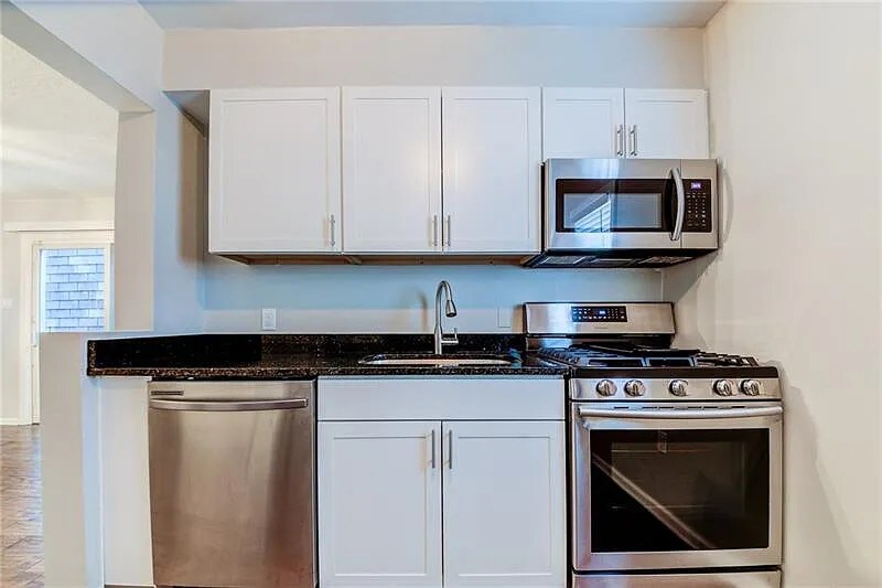 Building Photo - 1916 Wharton St