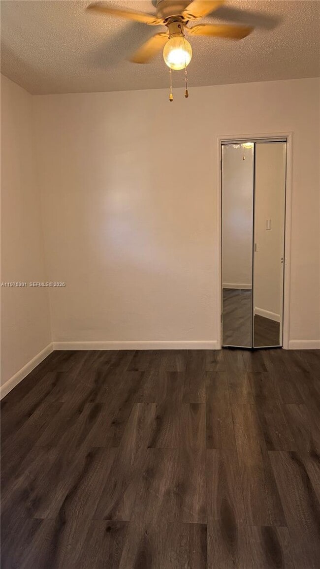 Building Photo - 1913 Harding St