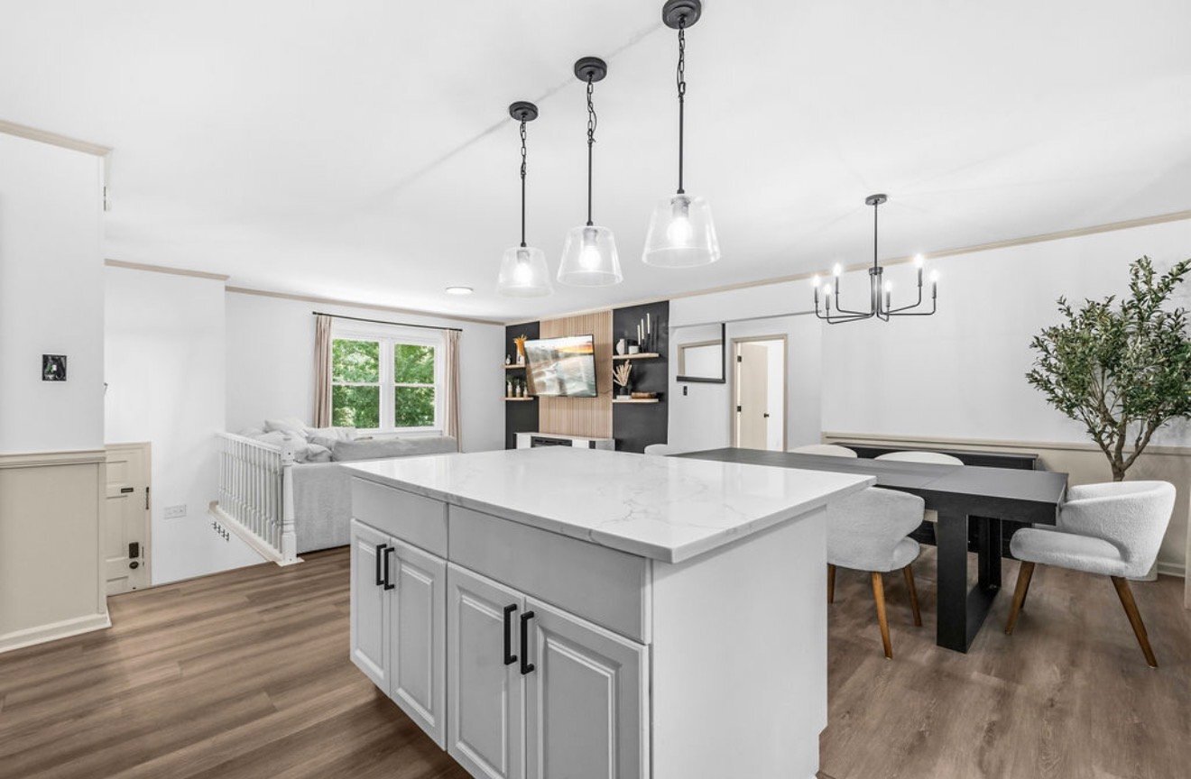 Building Photo - 6570 Tip Hill Dr