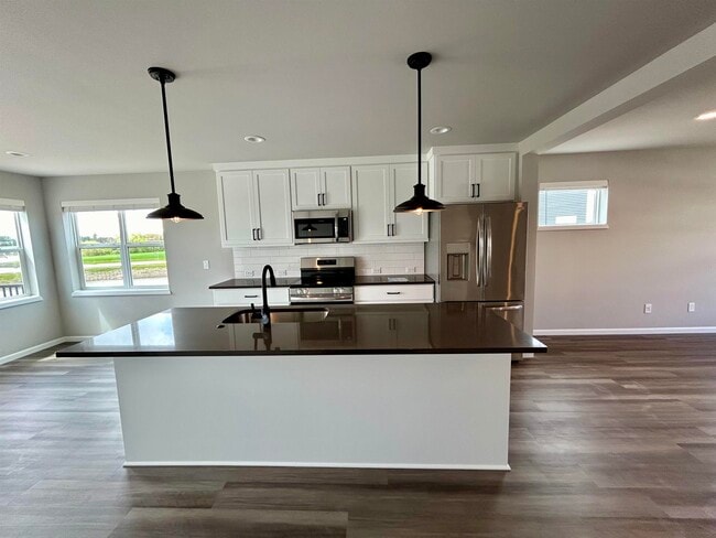 Building Photo - 2401 Wildcat Dr