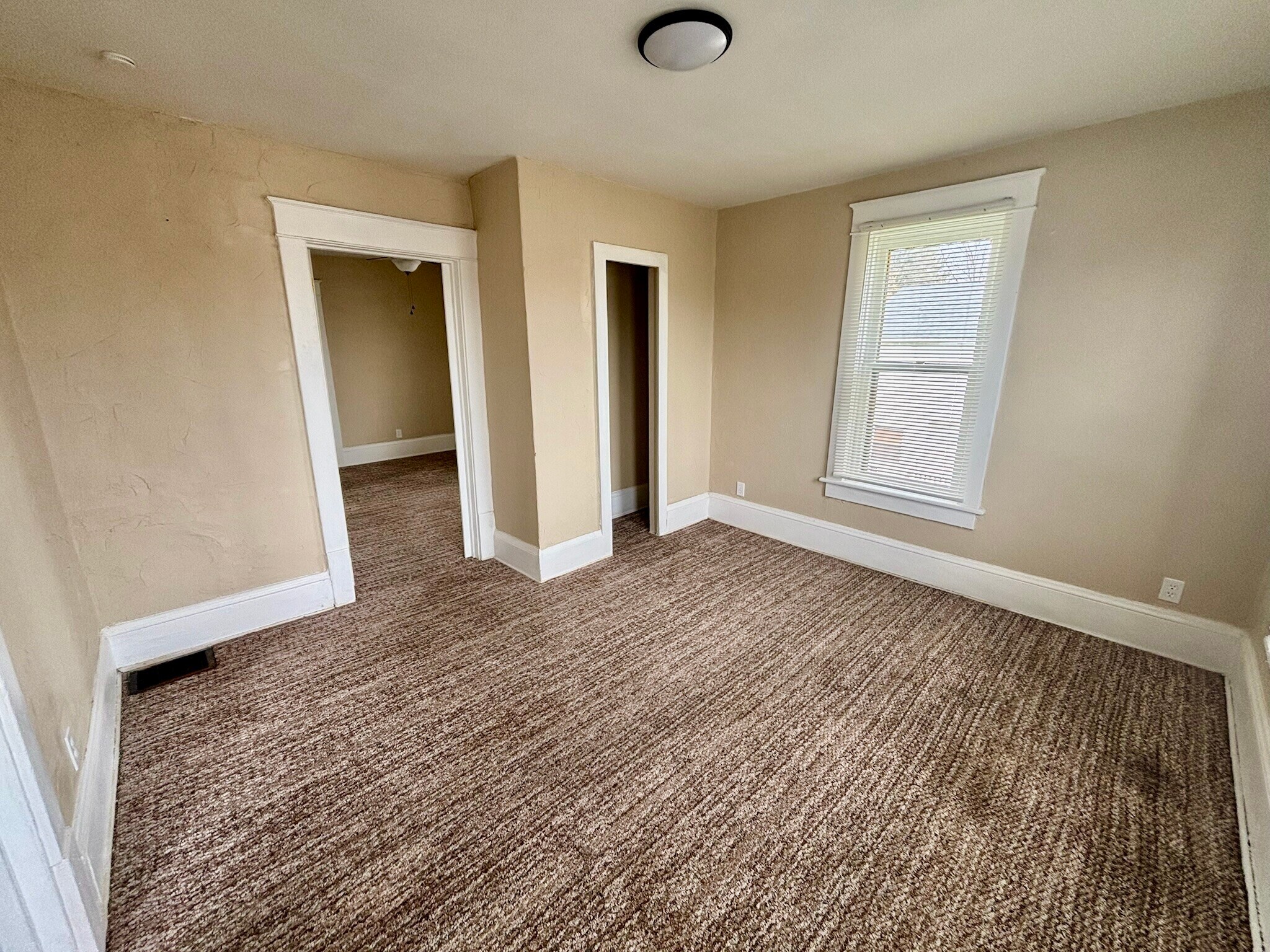 Building Photo - 158 16th St NW