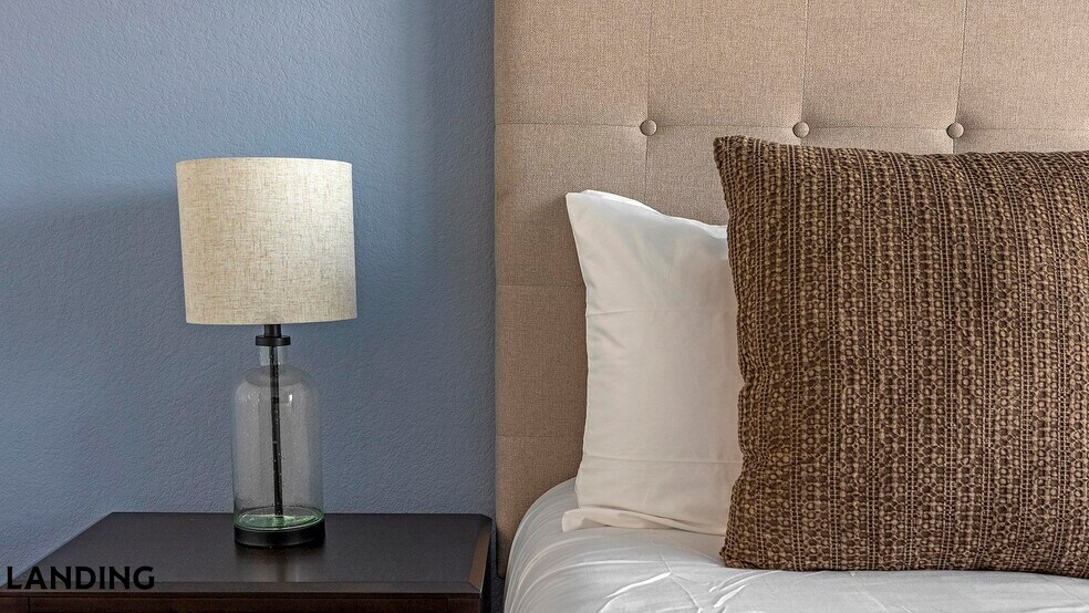 Building Photo - 1760 S Crismon Rd