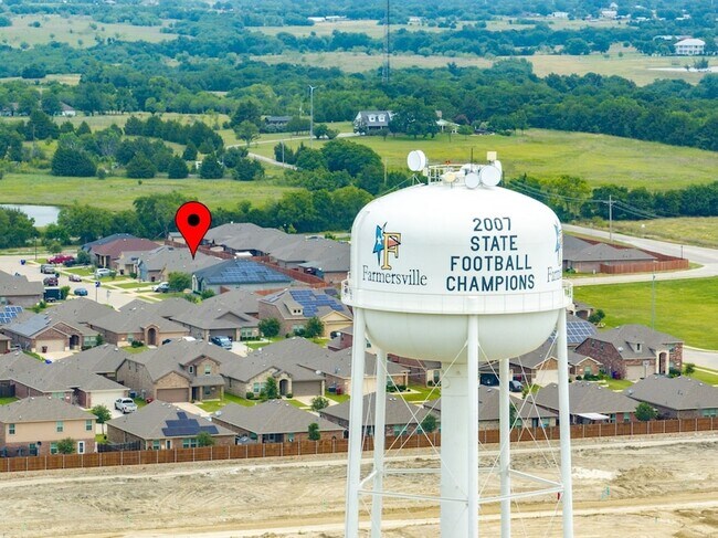 Building Photo - 109 Columbia St