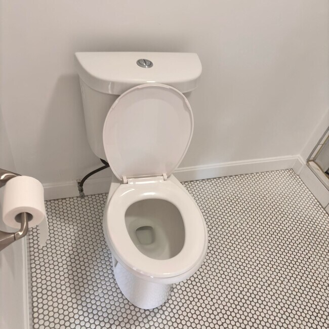 Building Photo - 1084 Dorchester Ave