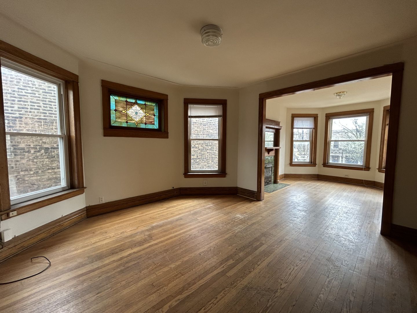 Building Photo - 1216 W Addison St