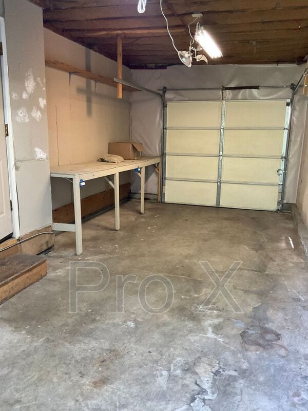 Building Photo - 3021 S Wall Ave