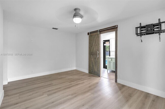 Building Photo - 1038 SW 120th Way