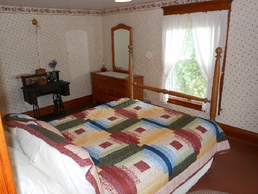 Building Photo - 1906 Fully Restored Farmhouse For Rent