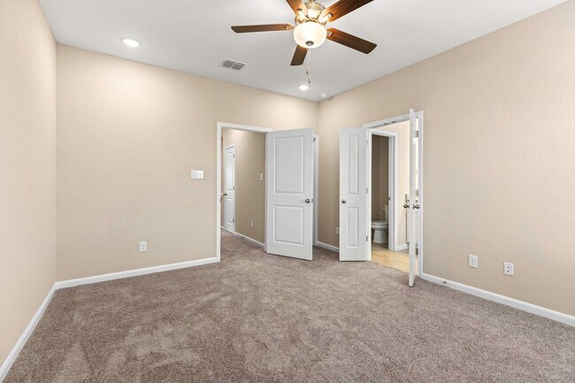 Building Photo - 10610 Kiana Way