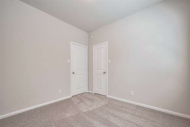 Building Photo - 2405 Seamist Cv Ln