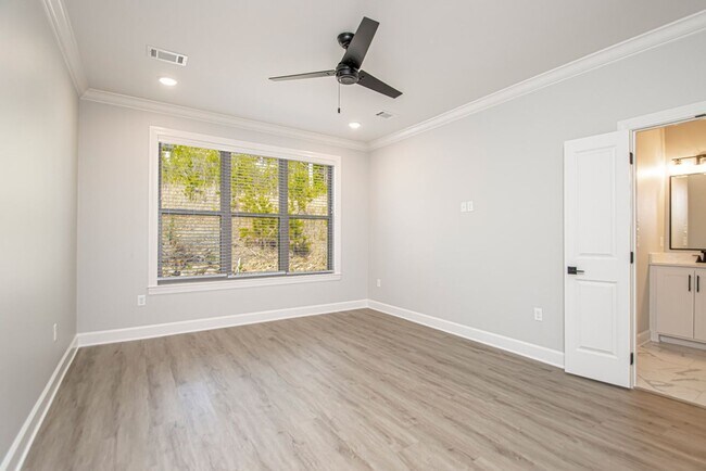 Building Photo - 310 Kanis Ridge Dr