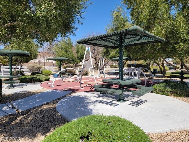 Building Photo - 8808 Tom Noon Ave