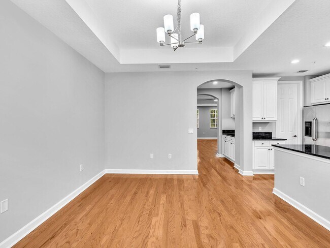 Building Photo - 2751 Ravella Way