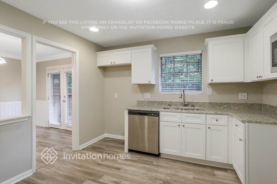 Building Photo - 5912 Christopher Ln