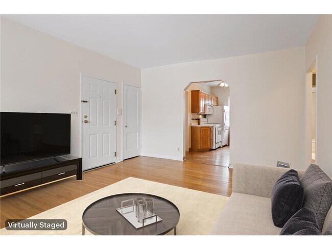 Building Photo - 3136 W Bde Maka Ska Blvd