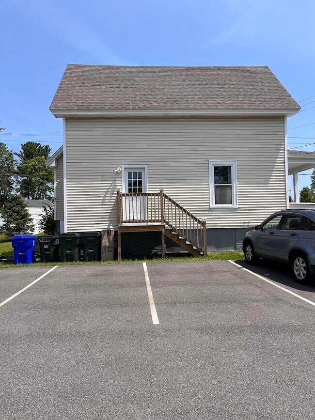 Building Photo - 408 Porter St