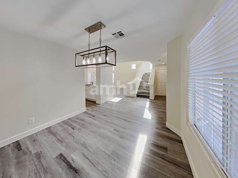 Building Photo - 7224 Tame Pl