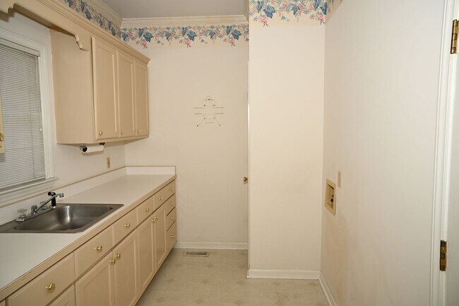 Building Photo - W. Burlington