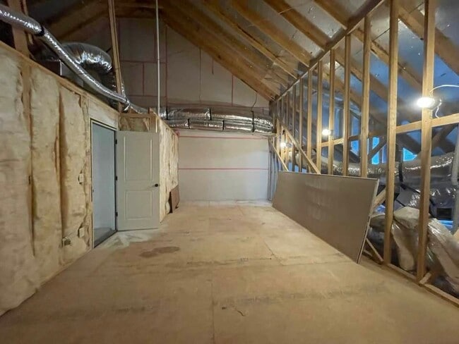 Building Photo - 4005 Lenox Rd