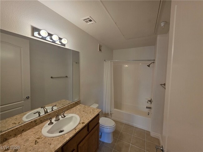 Building Photo - 62 E Serene Ave