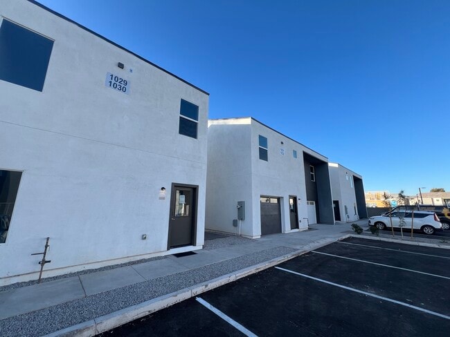 New town home - The Landon Luxury Rentals