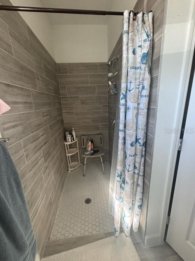 Building Photo - Tuscany Preserve Home. Lawn care, Cable and Internet included.