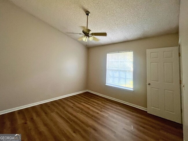 Building Photo - 167 Talbot Ct