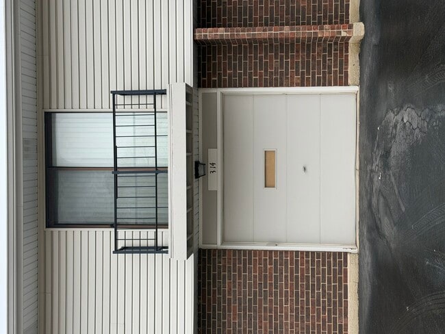 Building Photo - 314 Covehill Ct