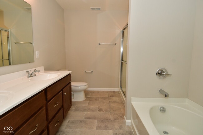 Building Photo - 9732 Evening Sky Way