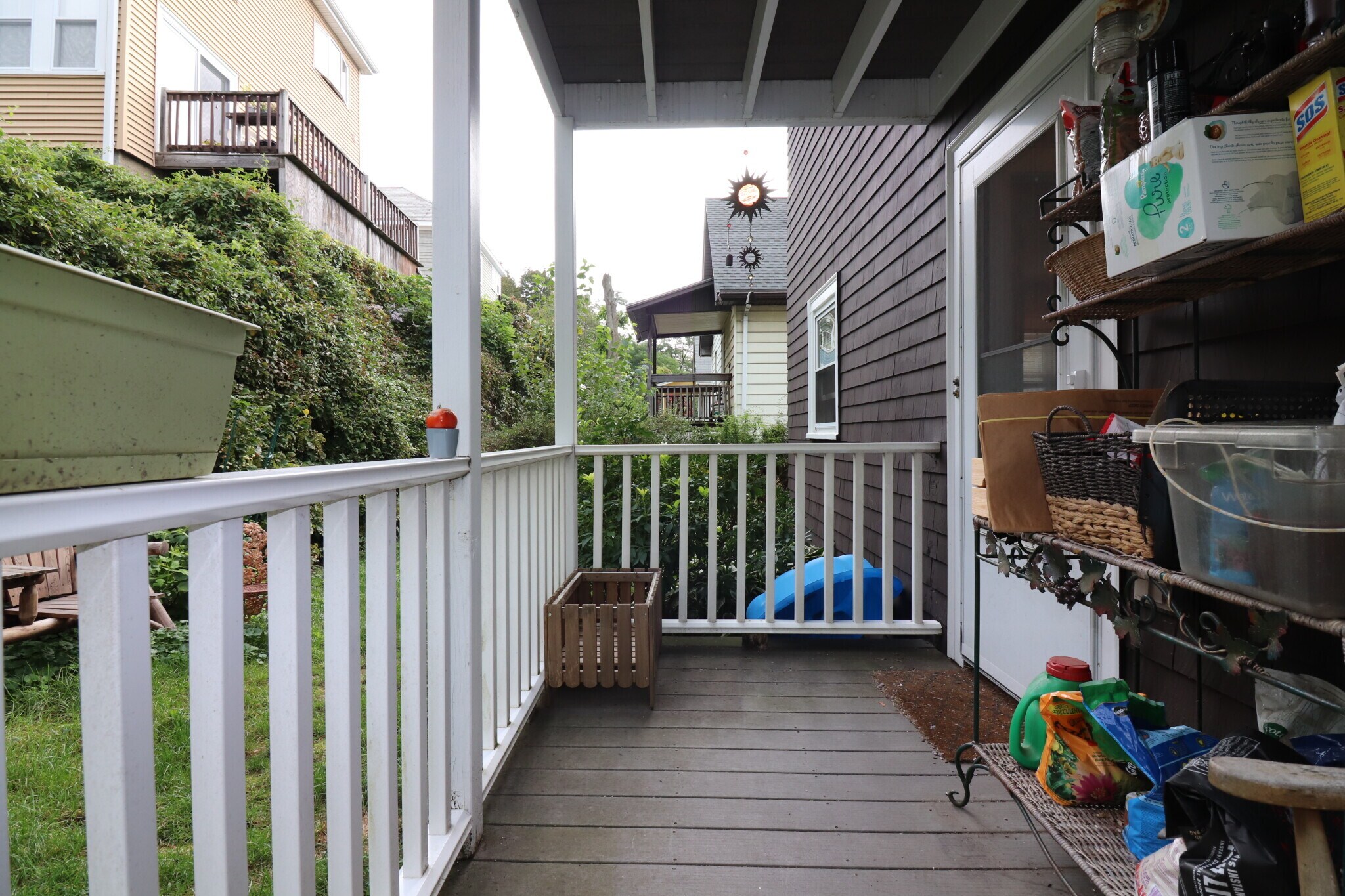 Building Photo - 39 Larch St