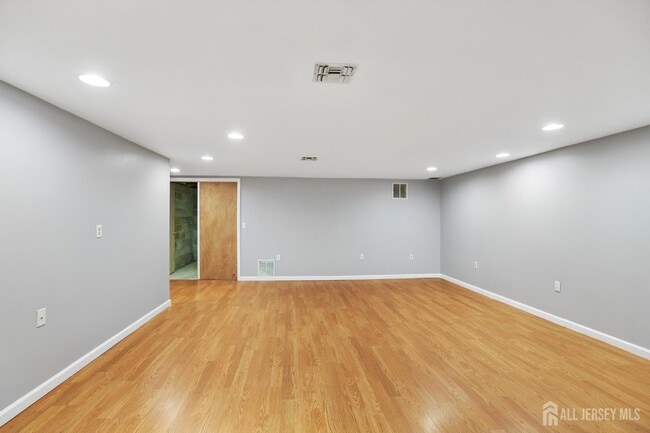 Building Photo - 1507 Wagon Wheel Ct