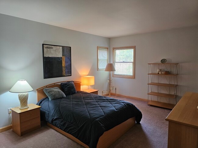 Building Photo - 5 Autumn Hill Ct