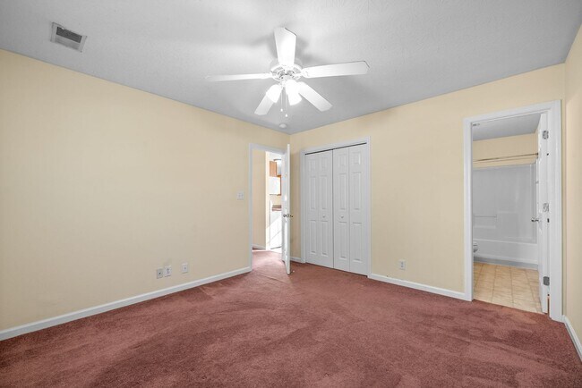 Building Photo - Home For Rent Near Heritage Park!