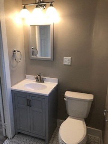 Building Photo - 985 White St