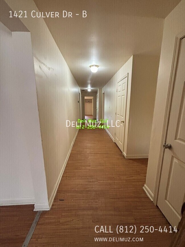 Building Photo - 1421 Culver Dr