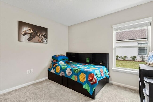 Building Photo - 300 Chinquapin Dr