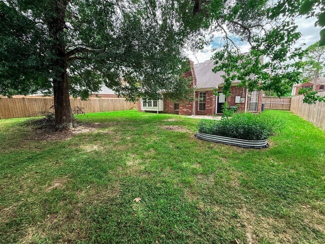 Building Photo - 4521 Allegro Dr