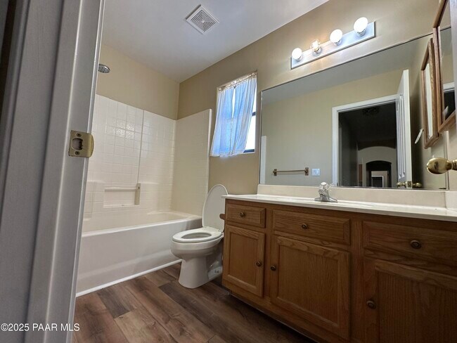 Building Photo - 9120 E Swift Trail Dr