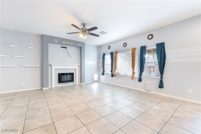 Building Photo - 5793 Rolling Dale Ave